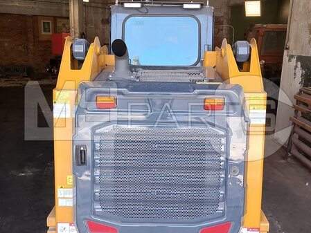 Техническое обслуживание мини-погрузчика XCMG SR740RU - 2
